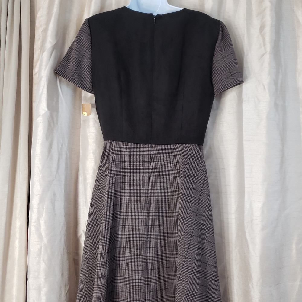 NWT Cremieux taupe checked fit & flare dress 6 - Picture 2 of 8